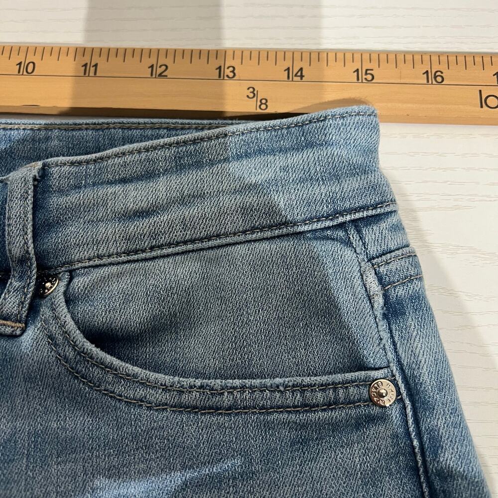 White House Black Market Mid Rise Girlfriend Everyday Soft Jeans | Womens Size 4 - Picture 11 of 15